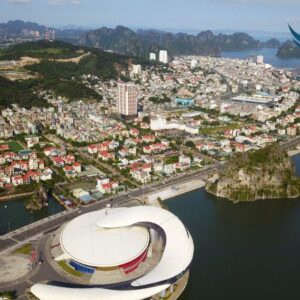 Private car Halong Bay to Moc Chau - VNT Travel & Transport