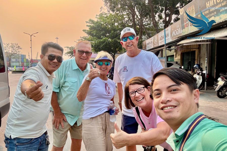 Hanoi to Lang Son private car - VNT Travel & Transport