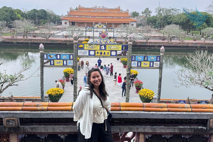 Hanoi To Hue Luxury Car - VNT Private Car