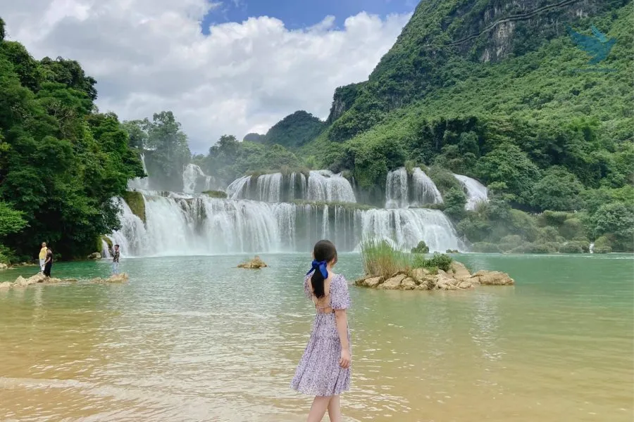 Halong Bay To Cao Bang By Private Car Transfer - VNT Travel