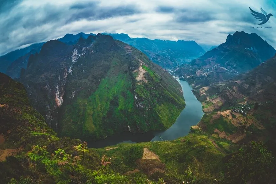 Ninh Binh To Ha Giang By Car - VNT Travel